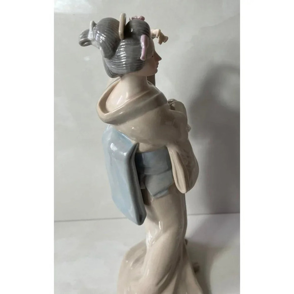Vintage Toyo Japan Porcelain Geisha Lady Dressed Traditional  Kimono Dress Figur - Picture 10 of 15